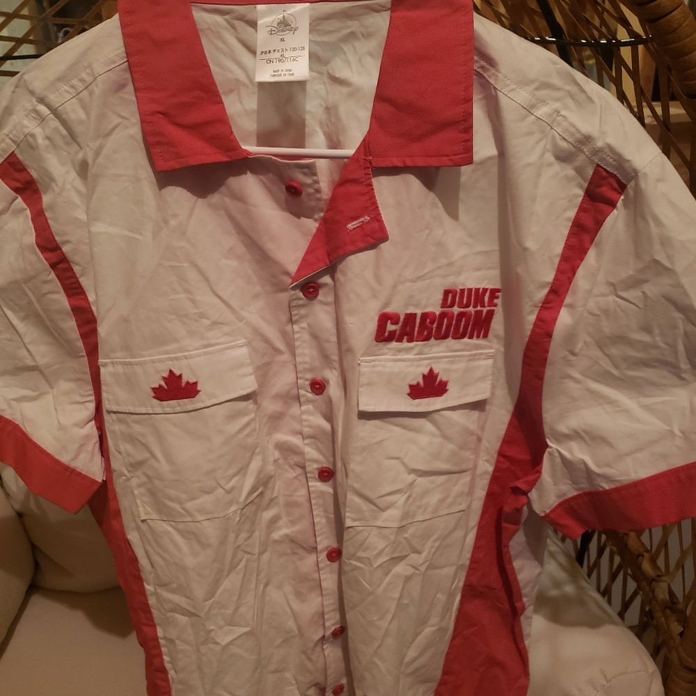 Disney Duke caboom action figure button up short sleeve size xl